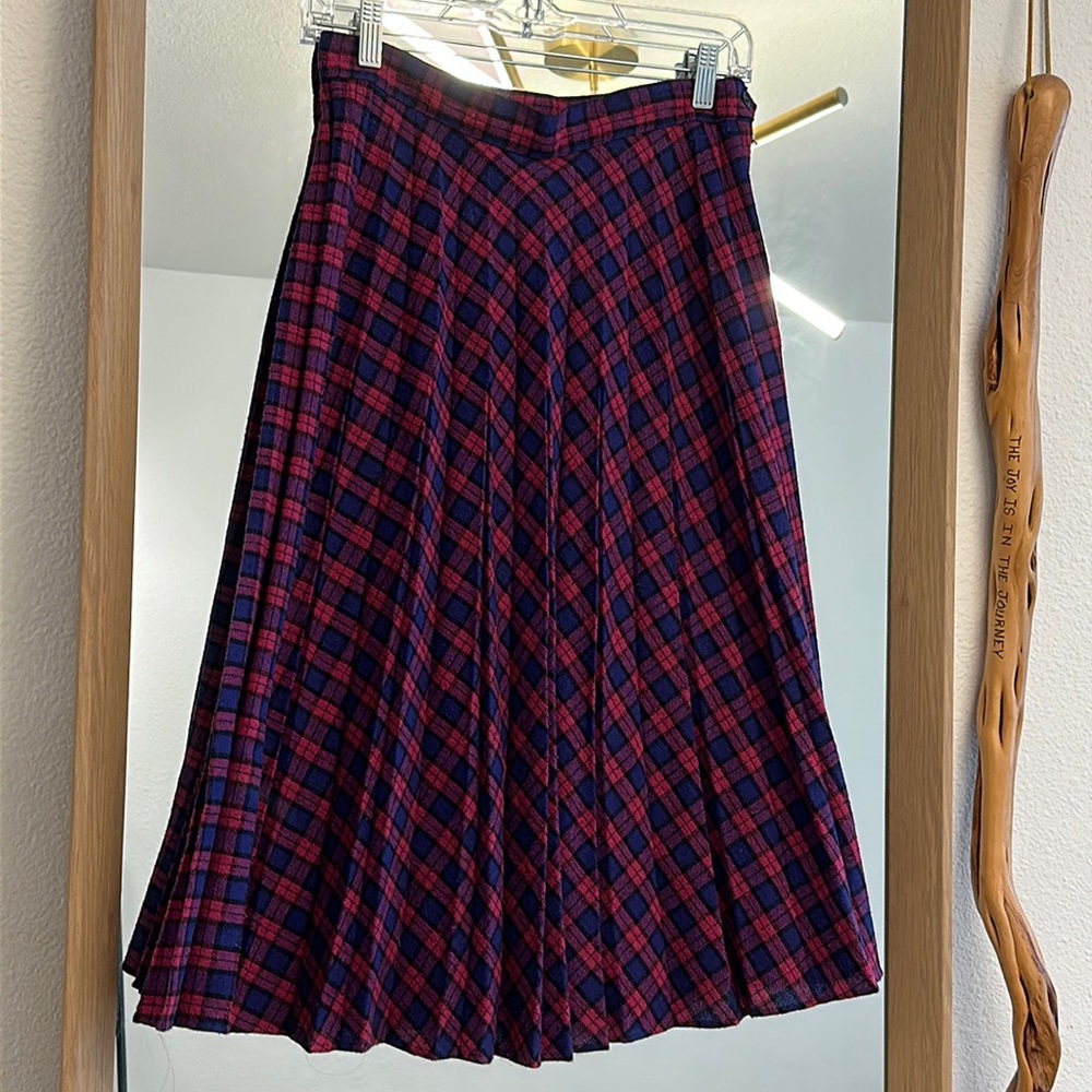 Vintage Alicia Petite skirt.